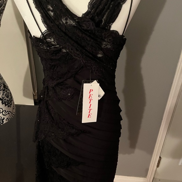 VINTAGE BETSY AND ADAM Little Black Dress Size 10/Petite - Picture 5 of 11